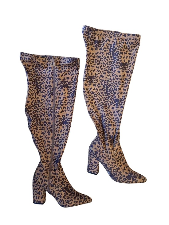 torrid Shoes - Torrid Leopard Print Knee High Boots Size 8 Wide Calf Block Heel Brown Black
